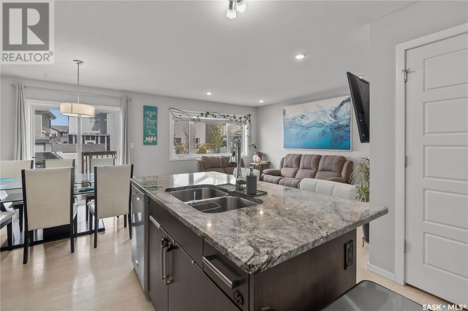 3347 Green Sandcherry Street Regina, Saskatchewan