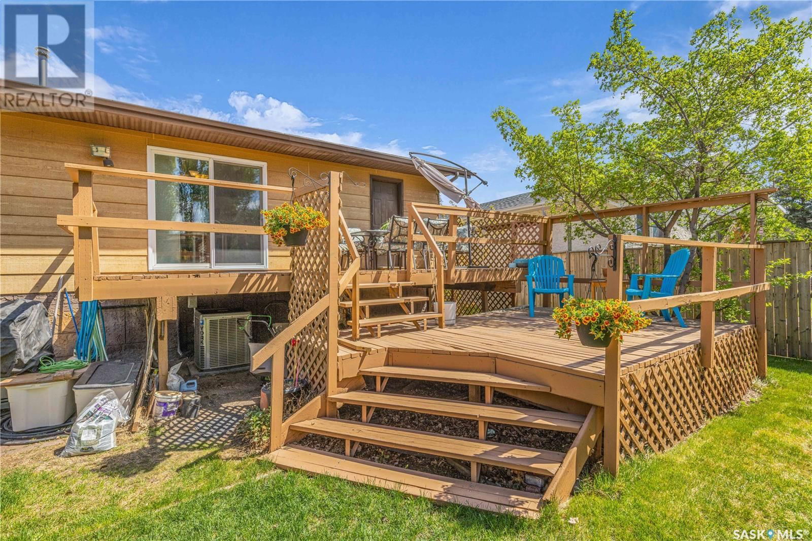 201 RIVERBEND CRESCENT Image 27