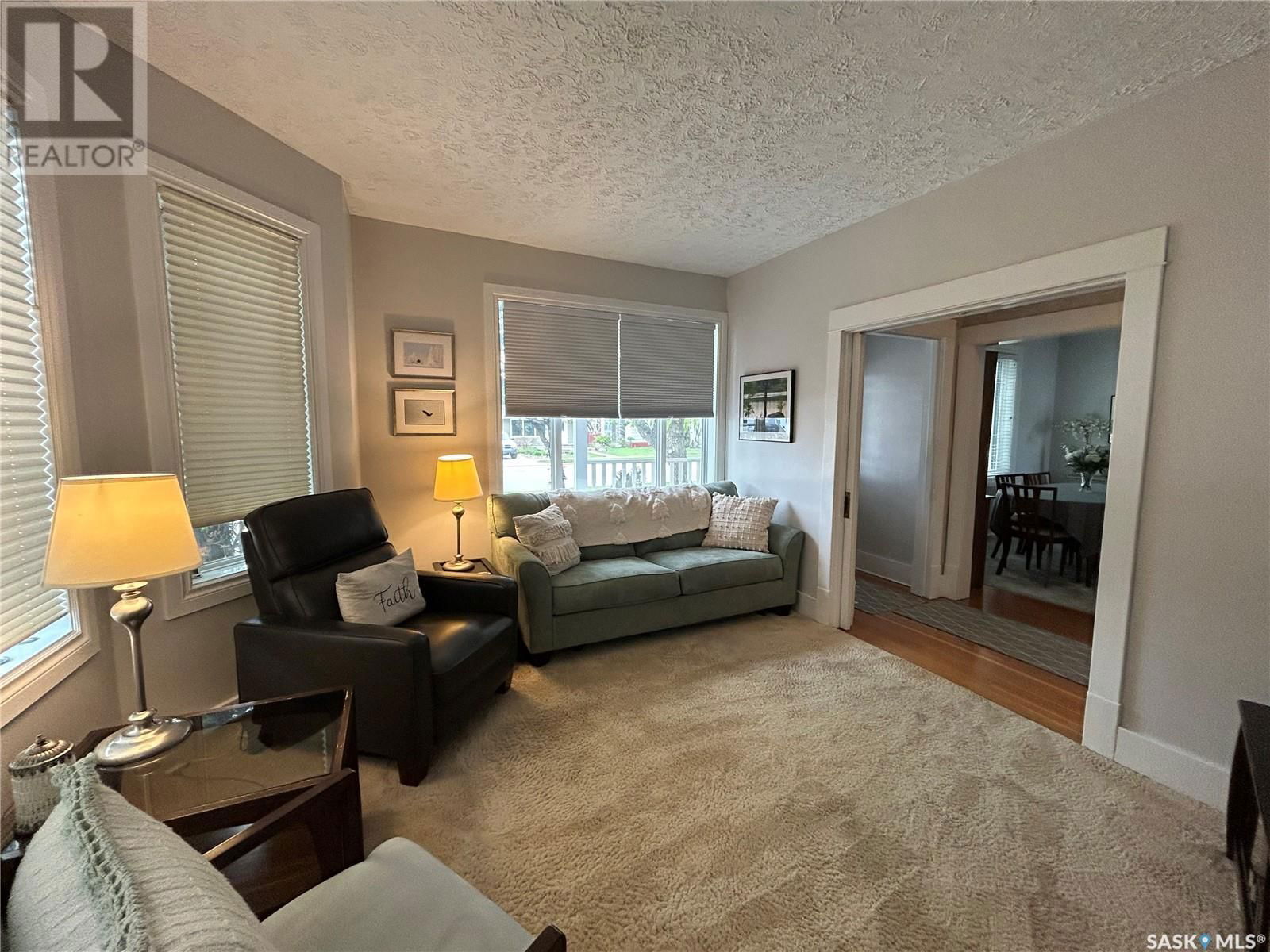 922 9TH STREET Image 12