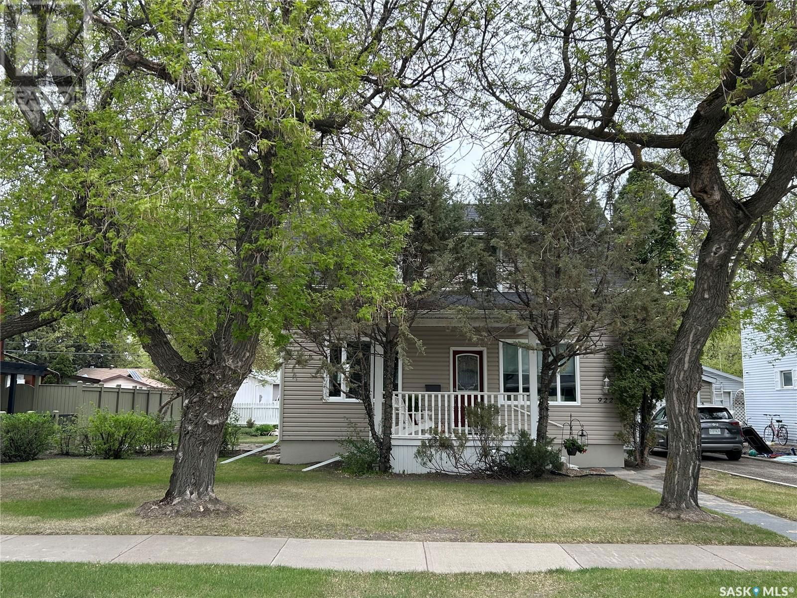922 9TH STREET Image 42