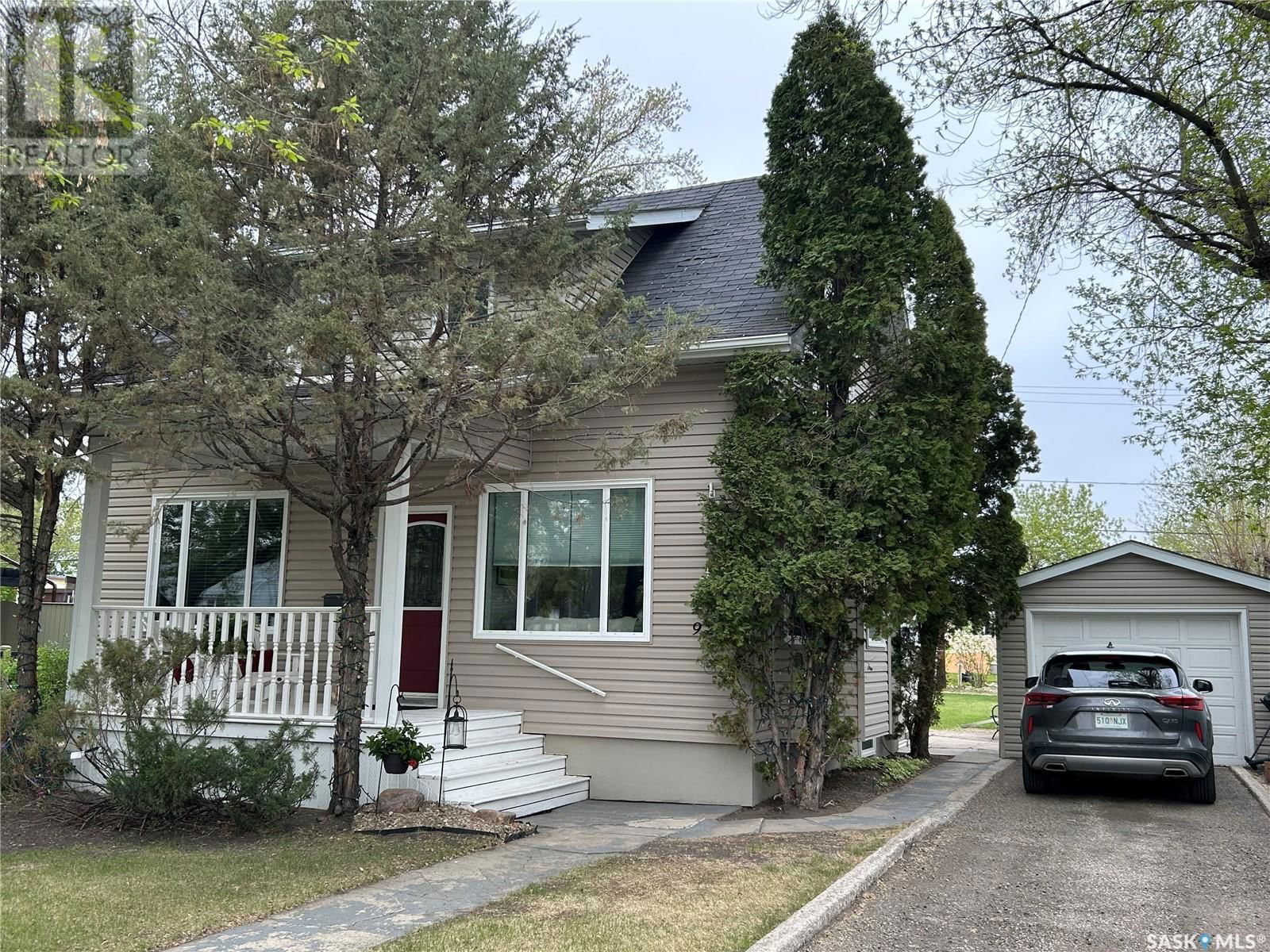 922 9TH STREET Image 5
