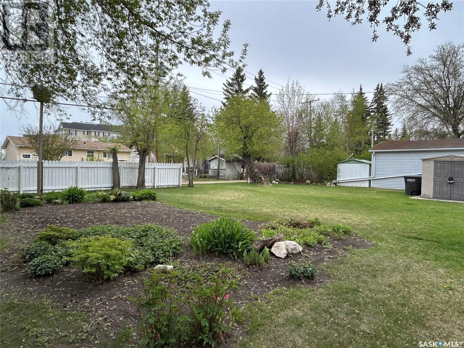 922 9TH STREET Image 50