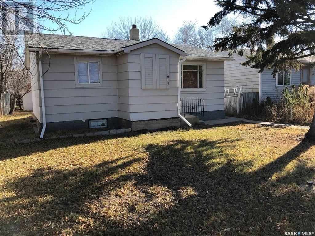 619 Athol Street Regina, Saskatchewan