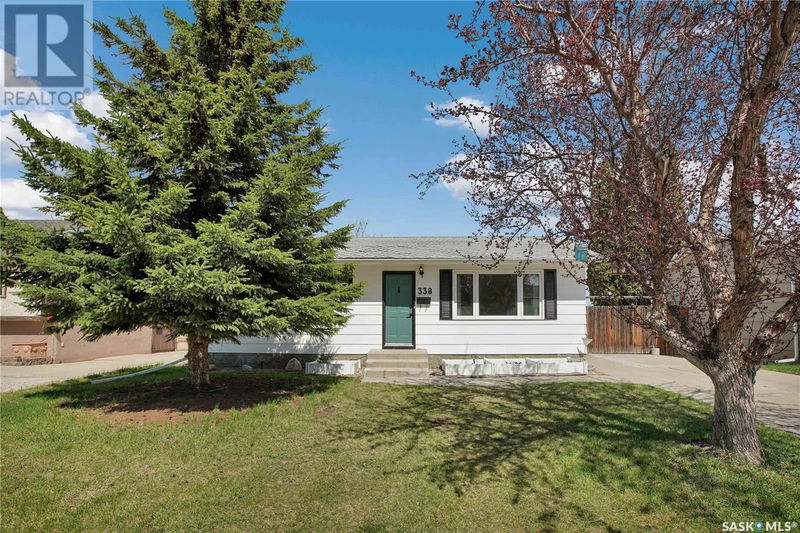 338 Thomas Way Saskatoon, Saskatchewan
