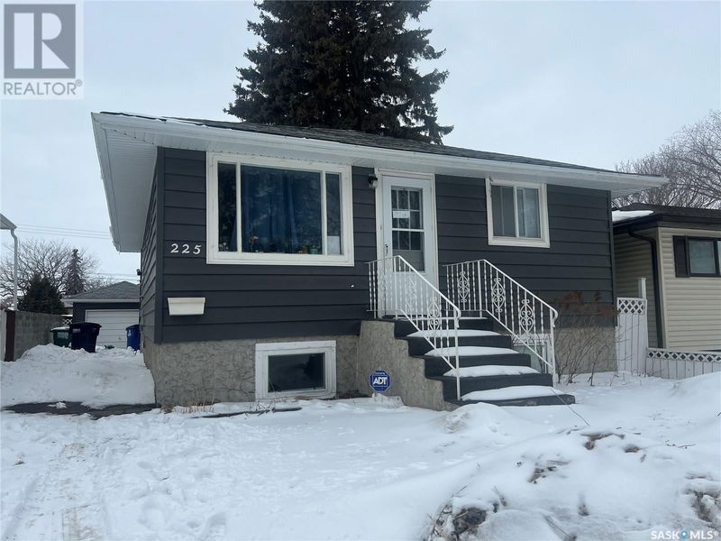 225 Ottawa Avenue Saskatoon, Saskatchewan