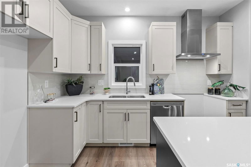 959 Traeger Manor Saskatoon, Saskatchewan