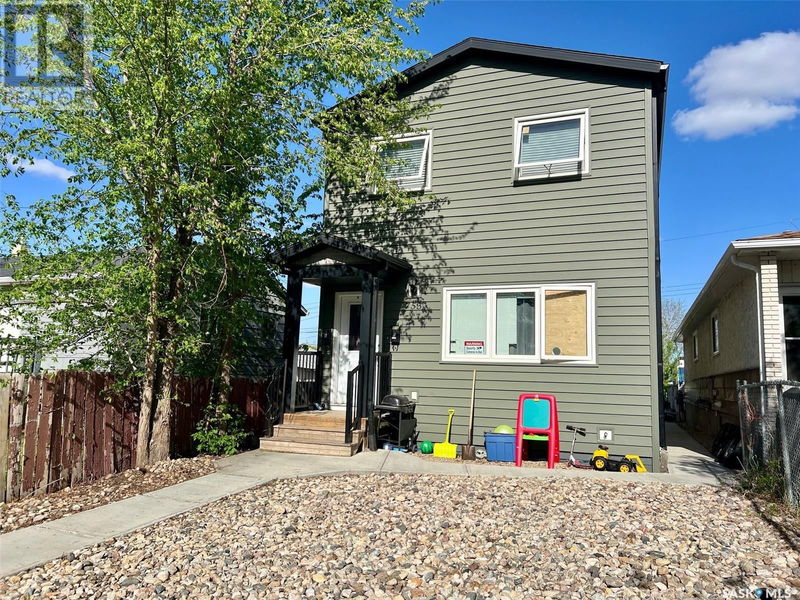753 Rae Street Regina, Saskatchewan