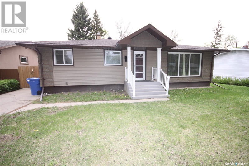 2212 Grant Road Regina, Saskatchewan