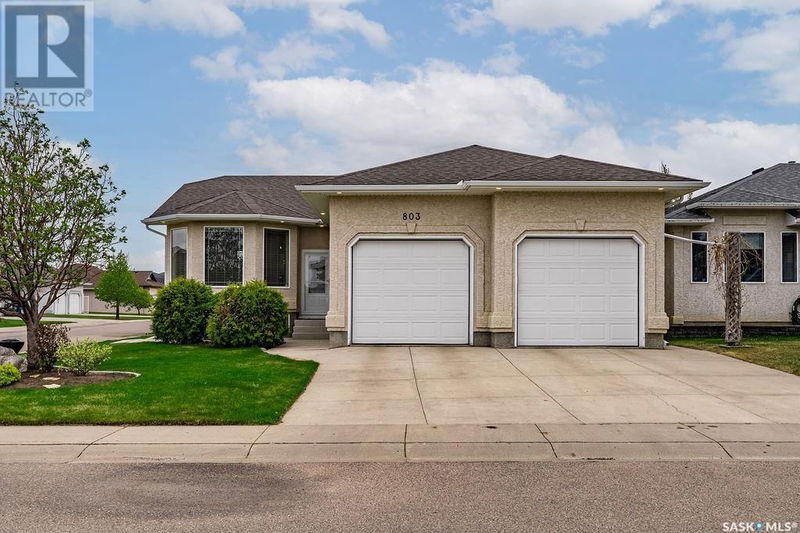 803 Carr Terrace Saskatoon, Saskatchewan