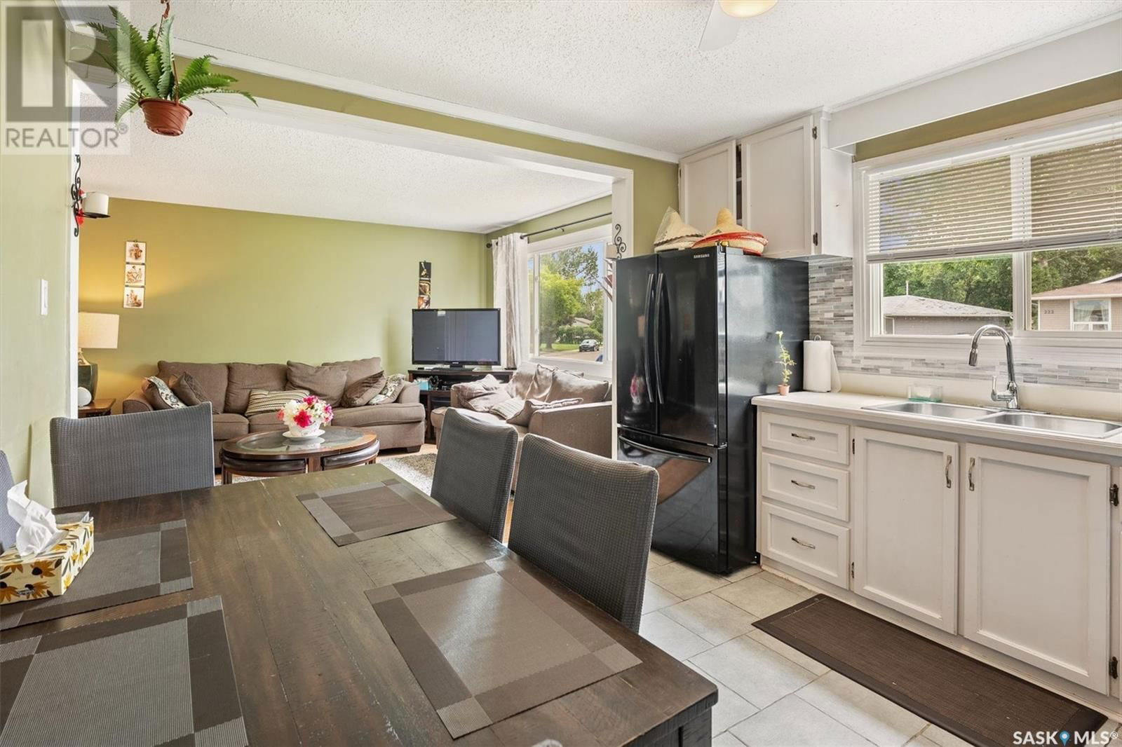 229 Western Crescent Saskatoon, Saskatchewan