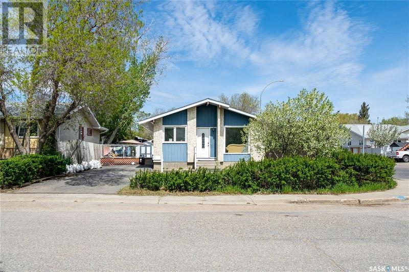 198 Thomson Avenue Regina, Saskatchewan