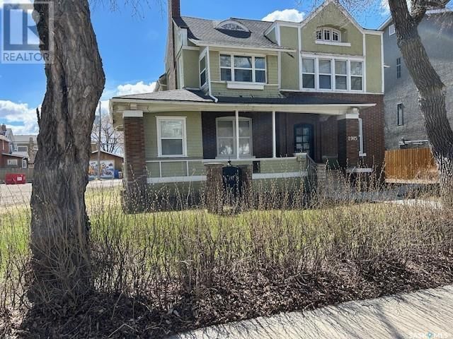2915 Victoria Avenue Regina, Saskatchewan