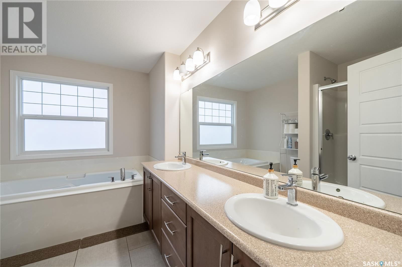 5341 Mckenna Crescent Regina, Saskatchewan