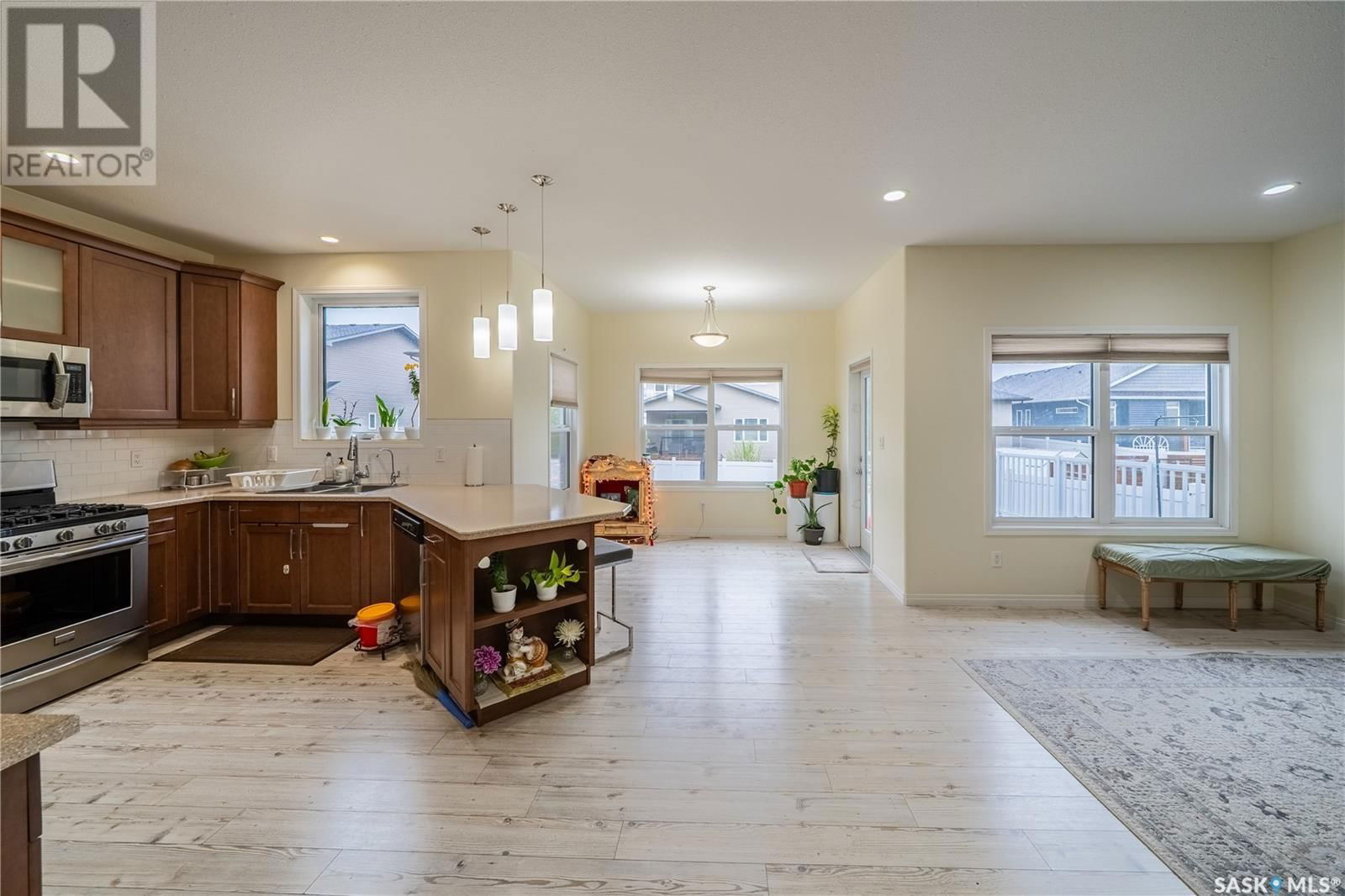 5341 Mckenna Crescent Regina, Saskatchewan