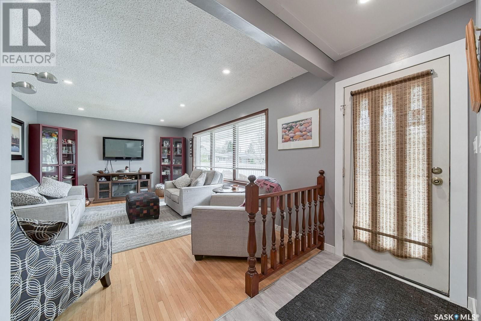10 Beckett Place Regina, Saskatchewan