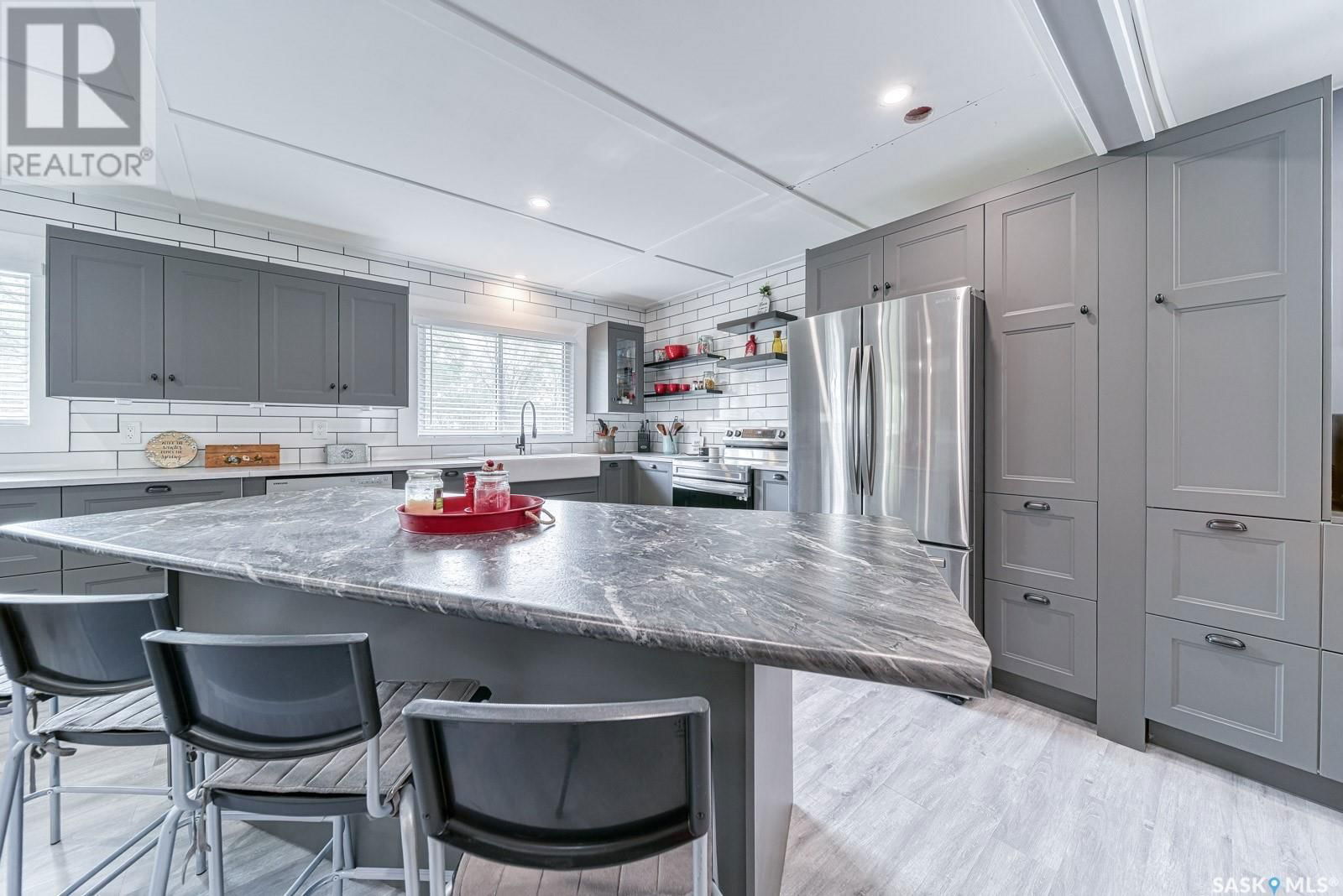 10 Beckett Place Regina, Saskatchewan