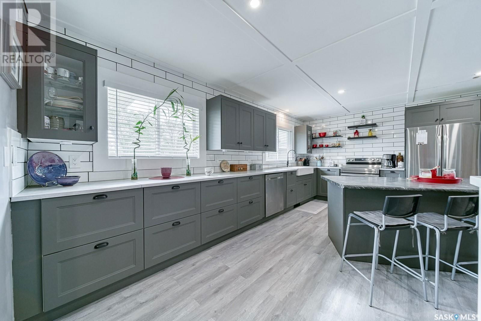 10 Beckett Place Regina, Saskatchewan