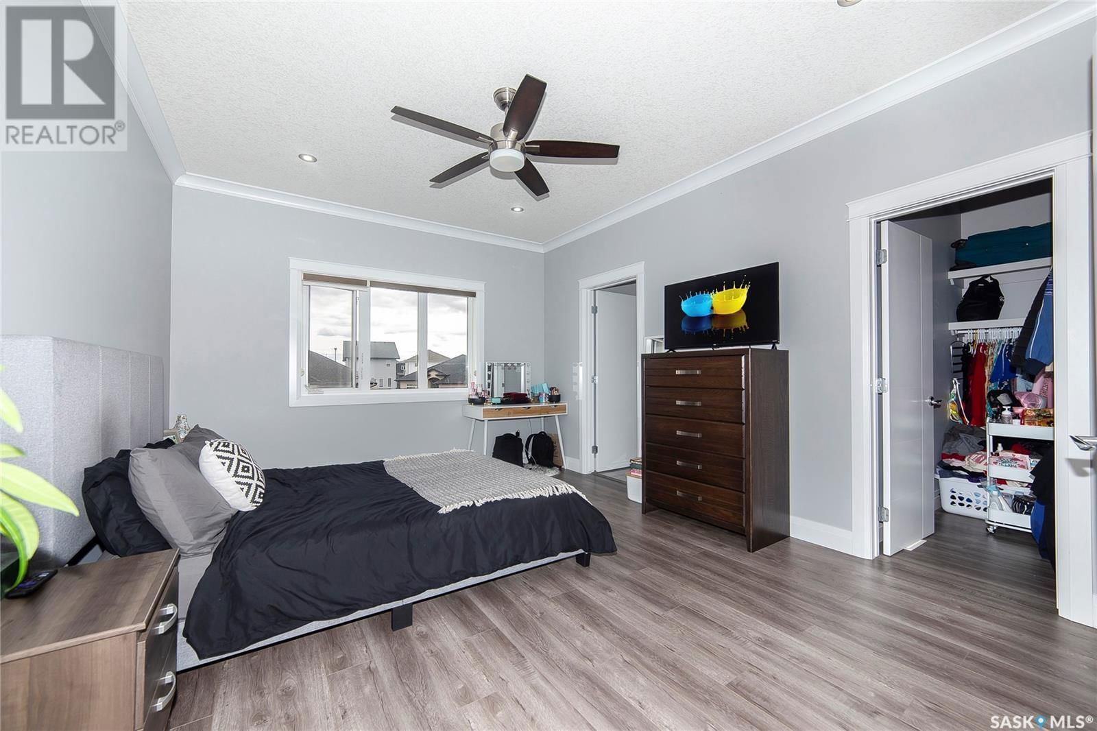 663 KENASCHUK CRESCENT Image 18