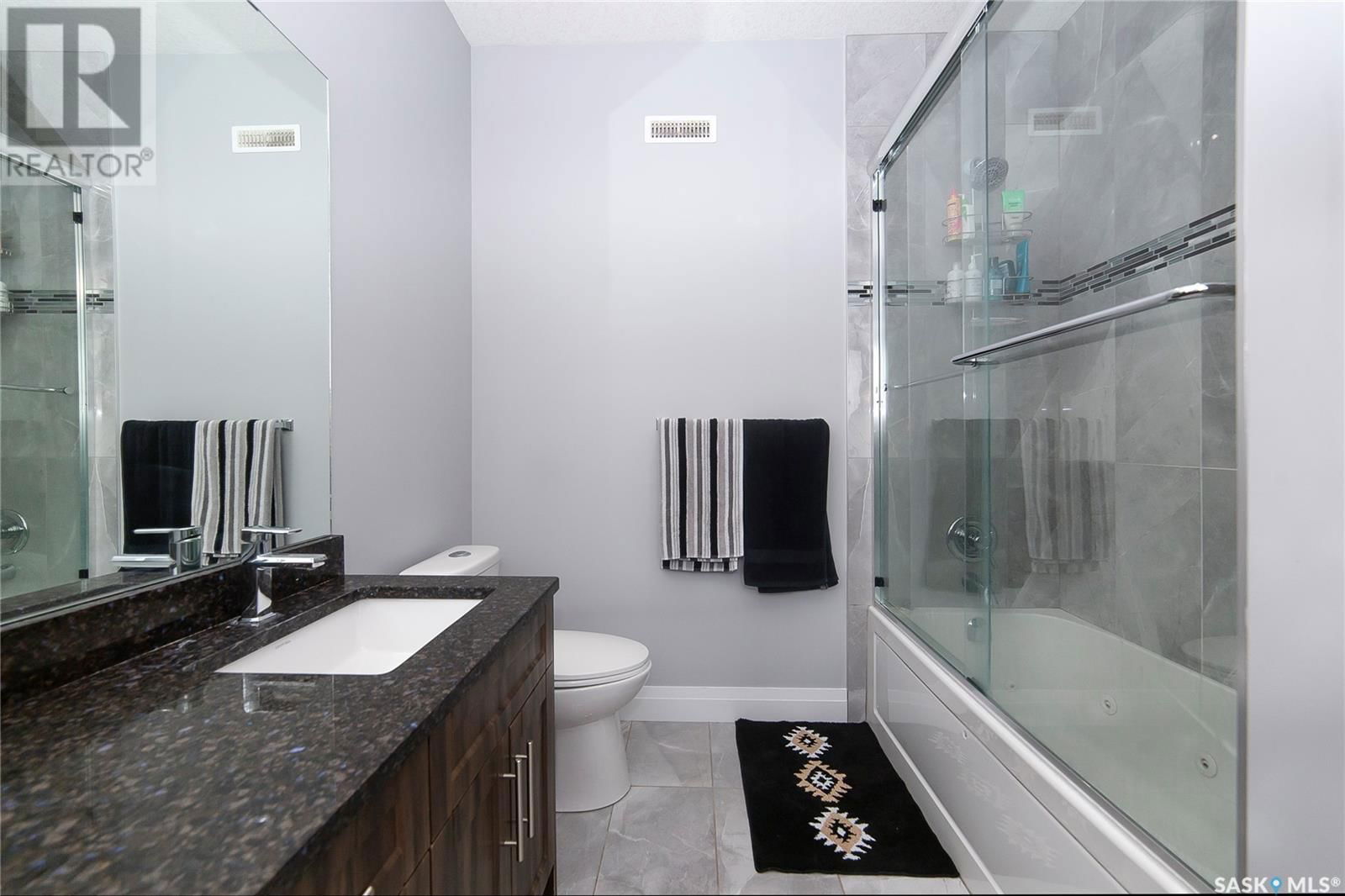663 KENASCHUK CRESCENT Image 21
