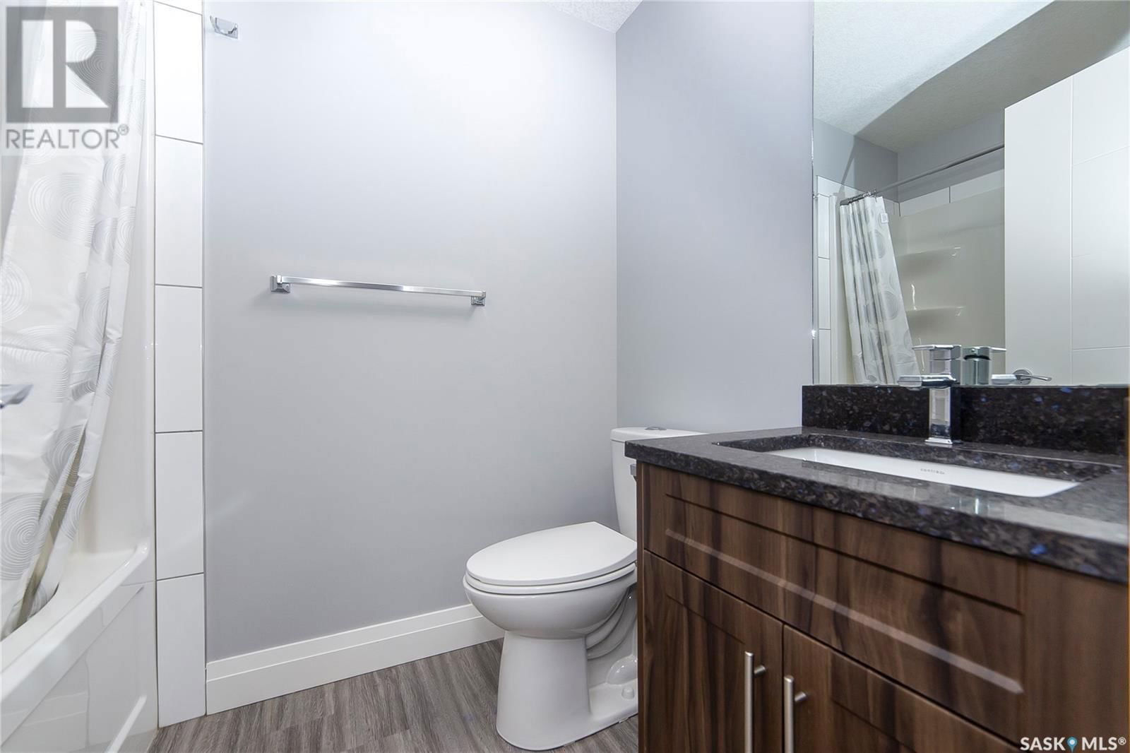 663 KENASCHUK CRESCENT Image 30