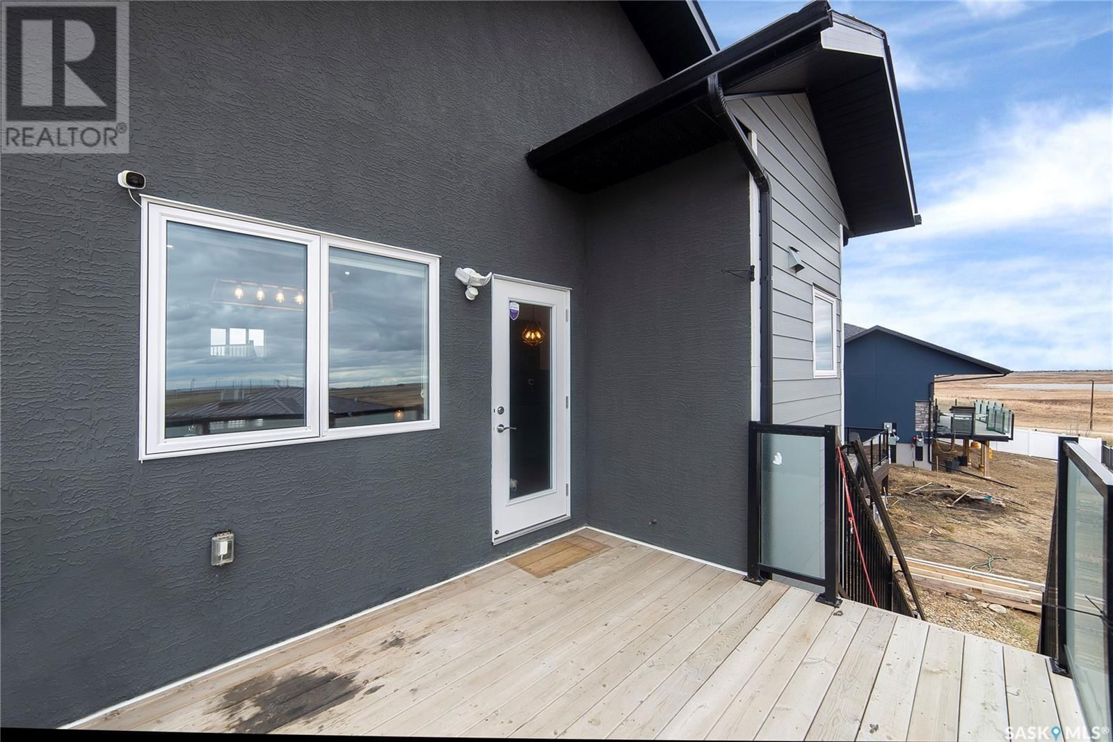 663 KENASCHUK CRESCENT Image 34