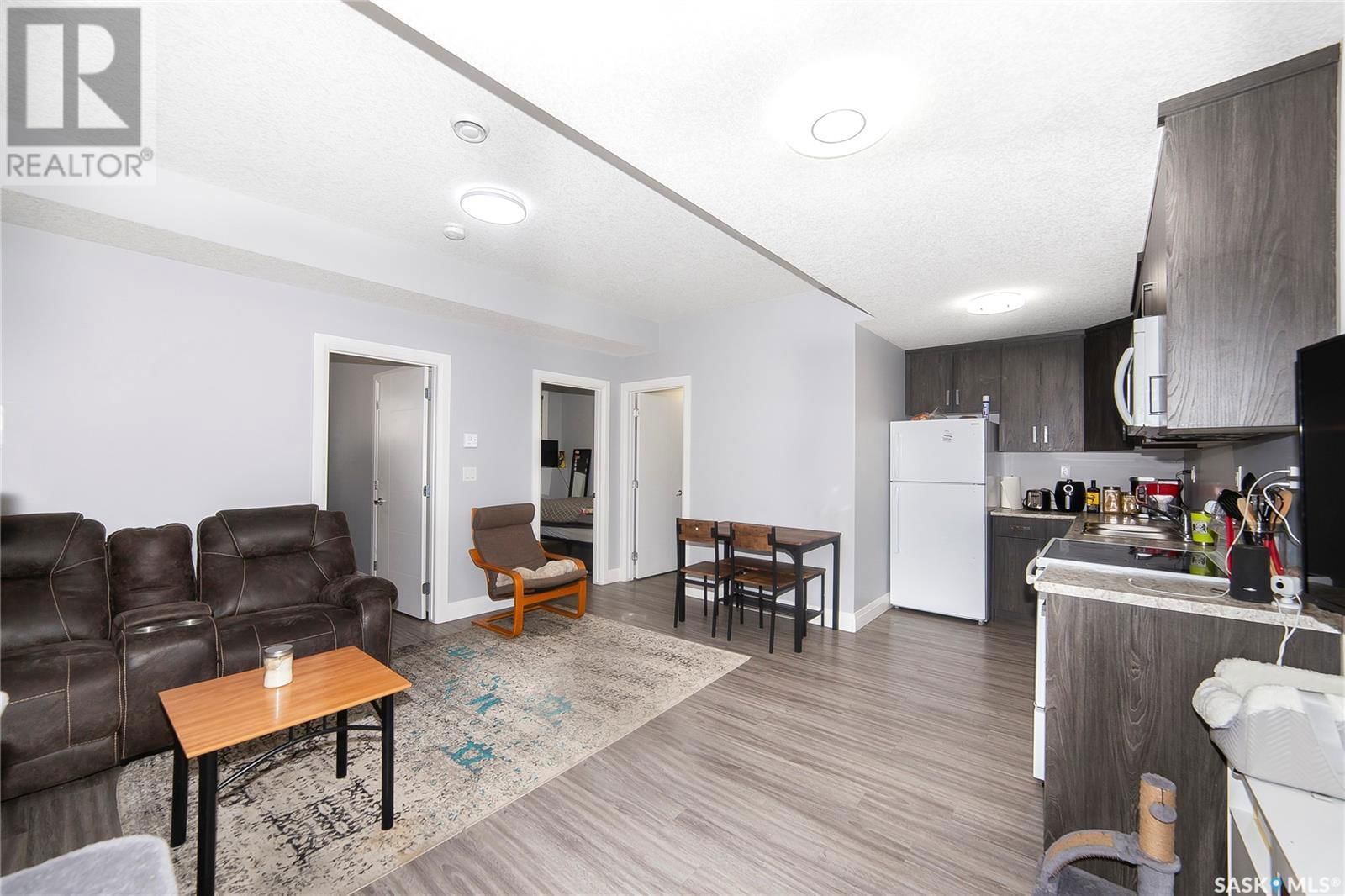 663 KENASCHUK CRESCENT Image 39
