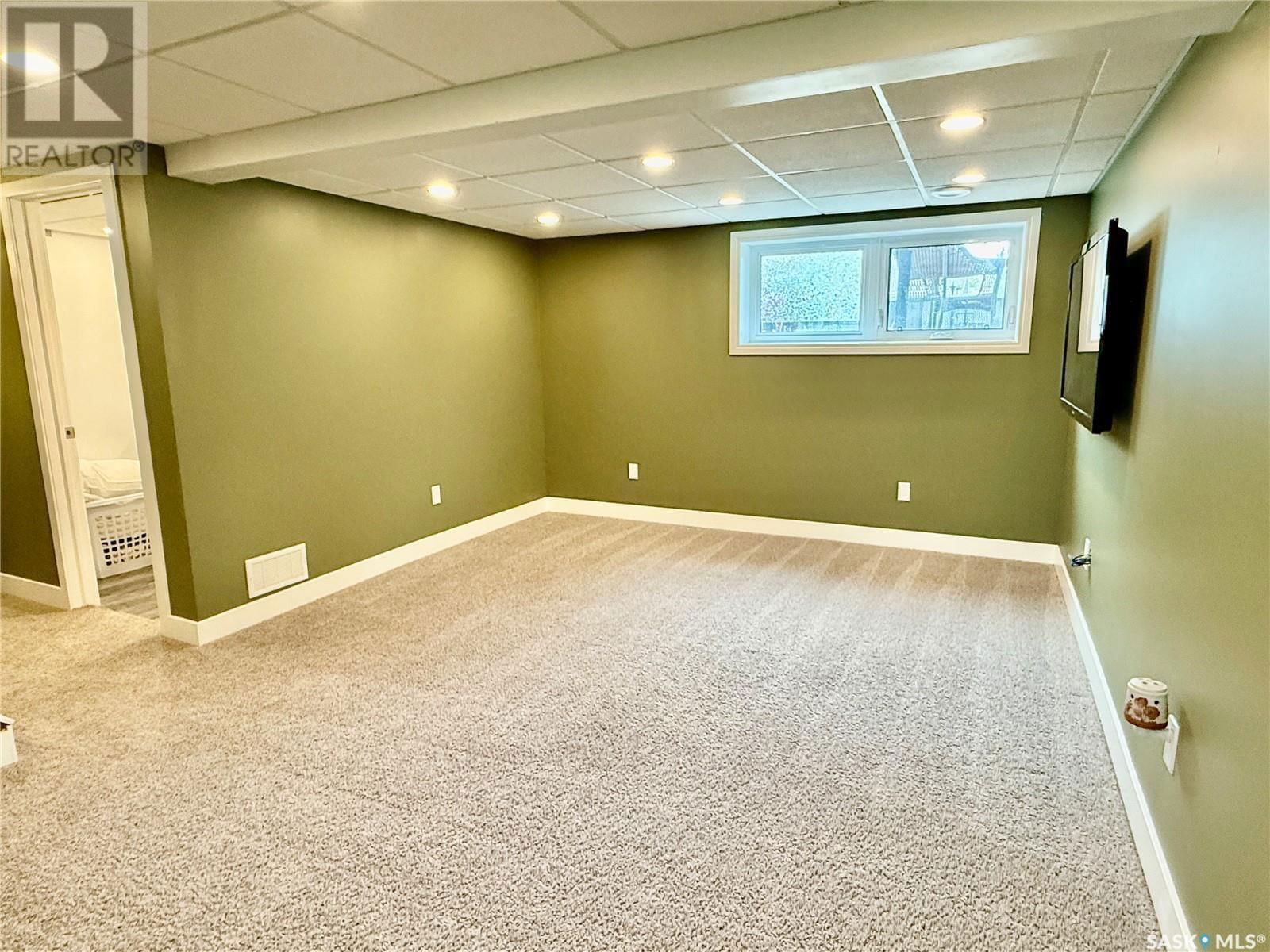 71 Price Crescent Regina, Saskatchewan