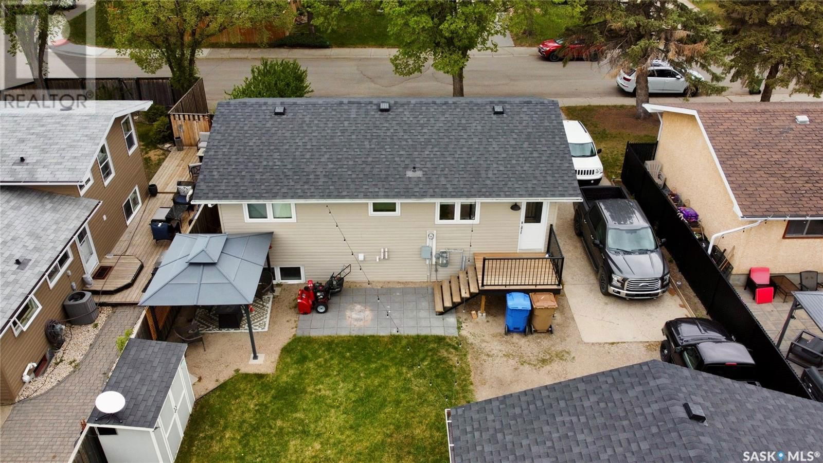71 Price Crescent Regina, Saskatchewan