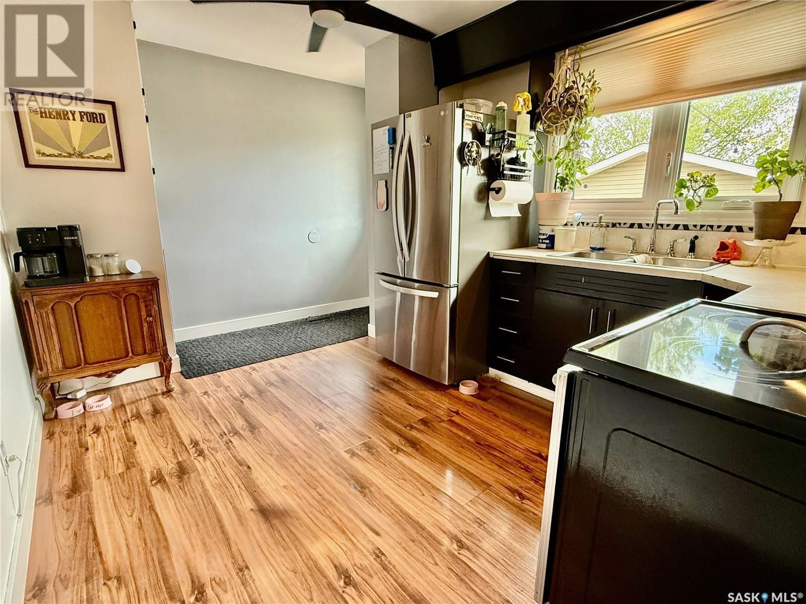 71 Price Crescent Regina, Saskatchewan