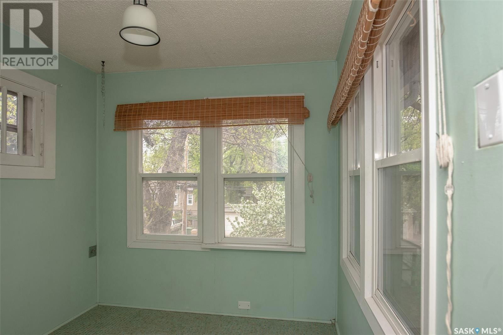 2245 Smith Street Regina, Saskatchewan