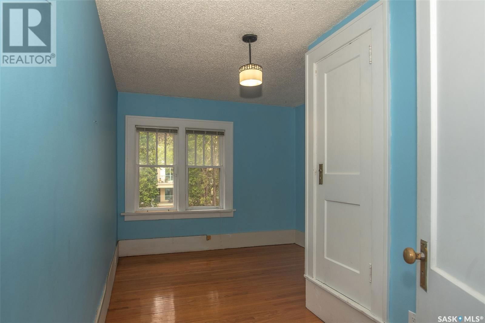 2245 Smith Street Regina, Saskatchewan
