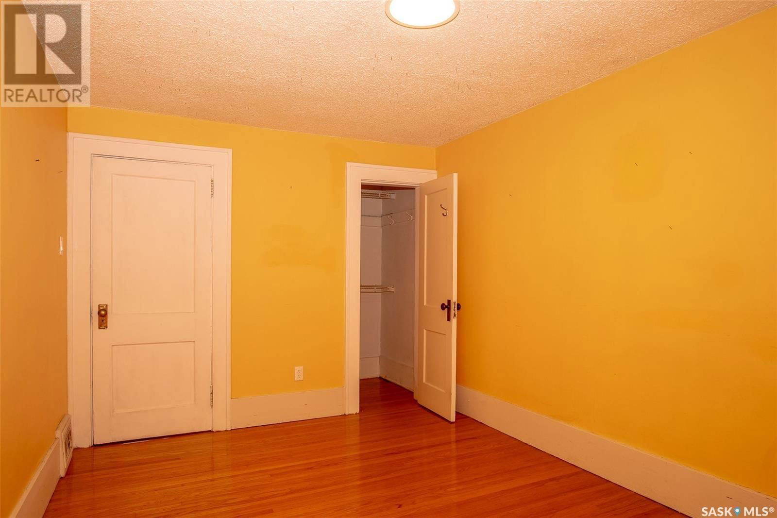 2245 Smith Street Regina, Saskatchewan