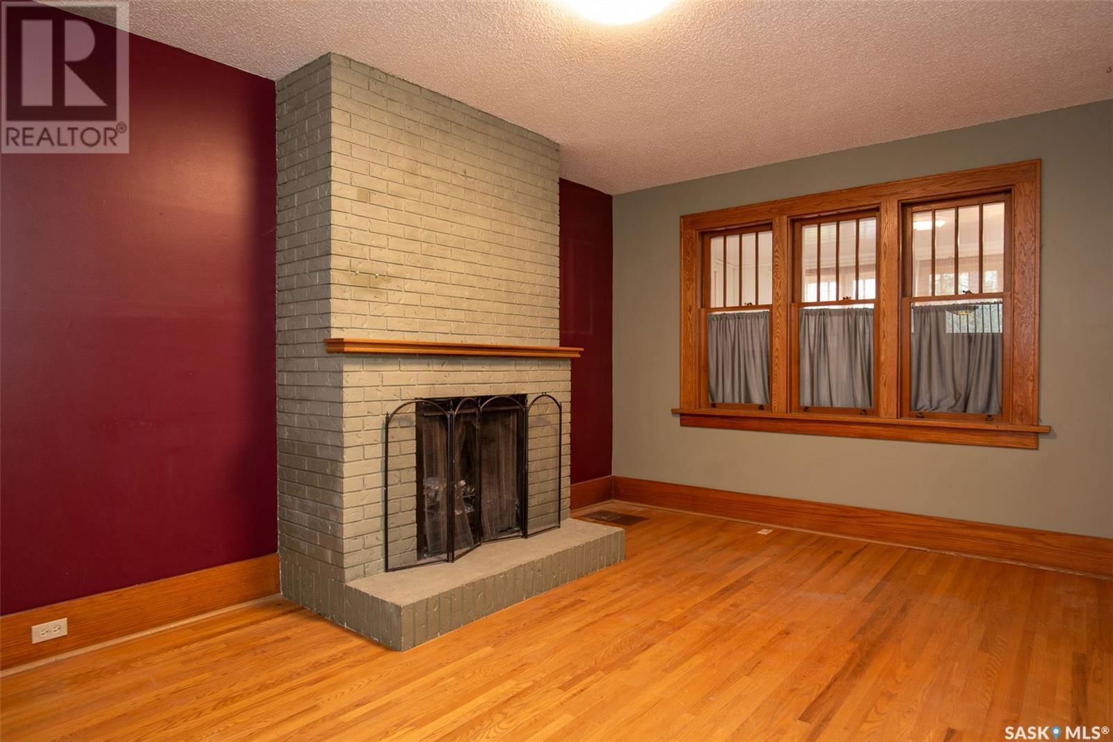 2245 Smith Street Regina, Saskatchewan
