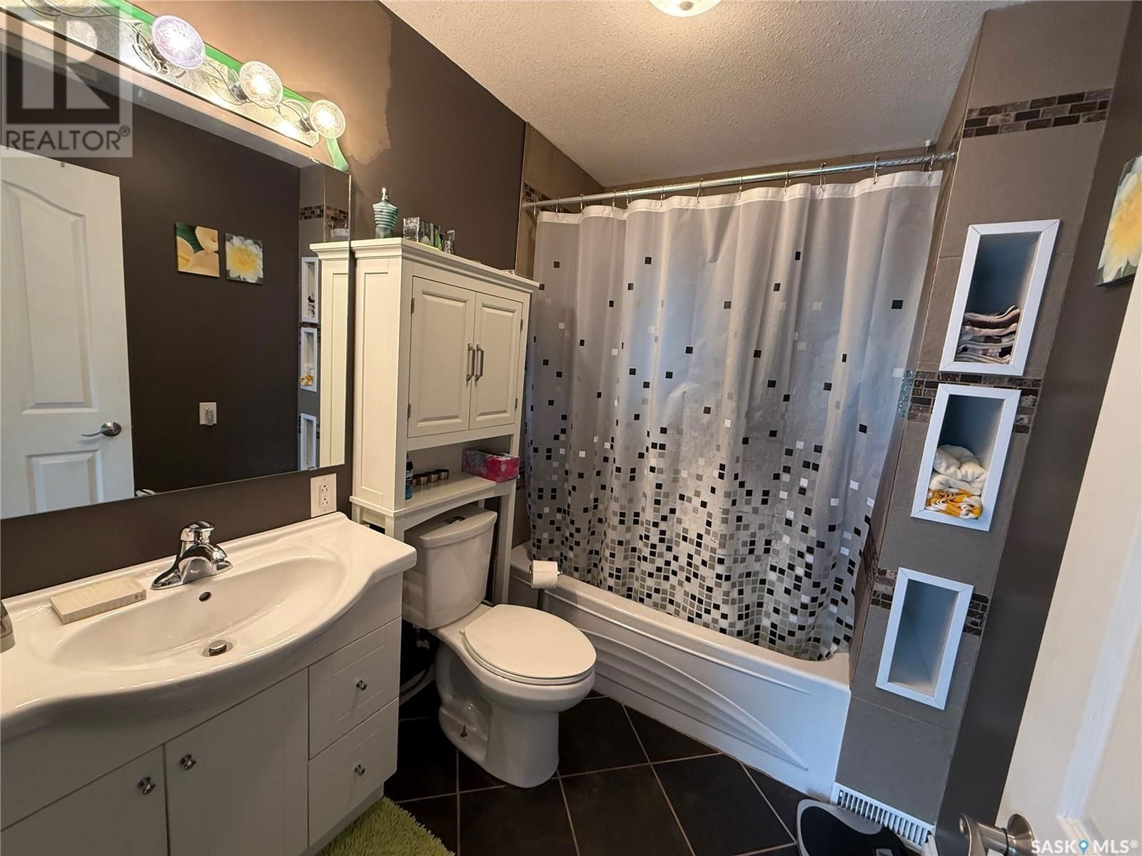 2009 Connaught Street Regina, Saskatchewan