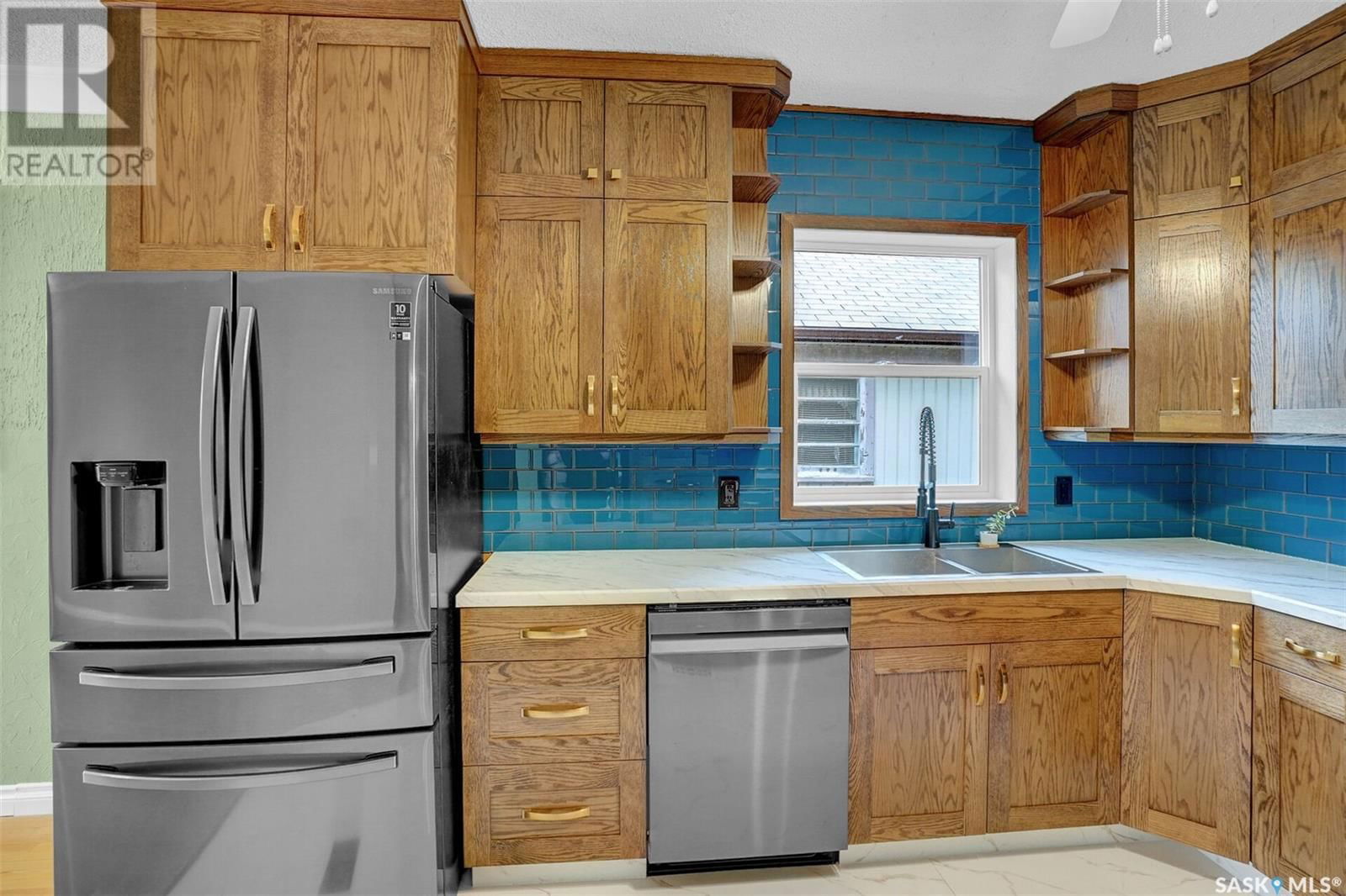 2705 Sinton Avenue Regina, Saskatchewan