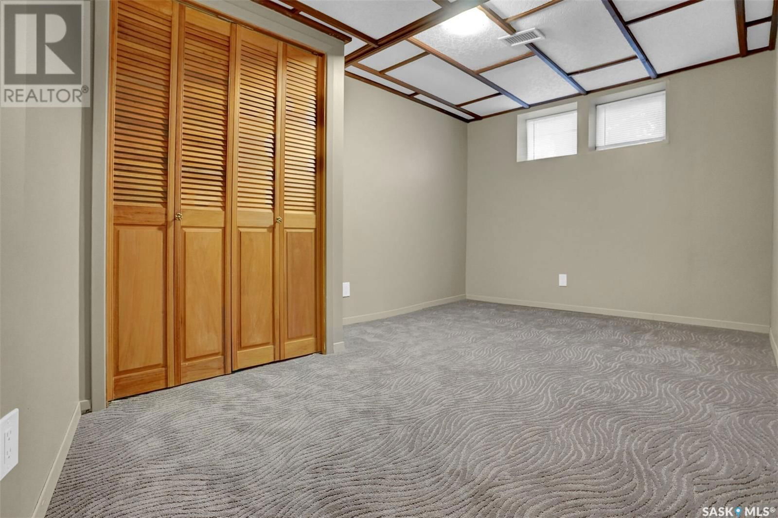 2705 Sinton Avenue Regina, Saskatchewan