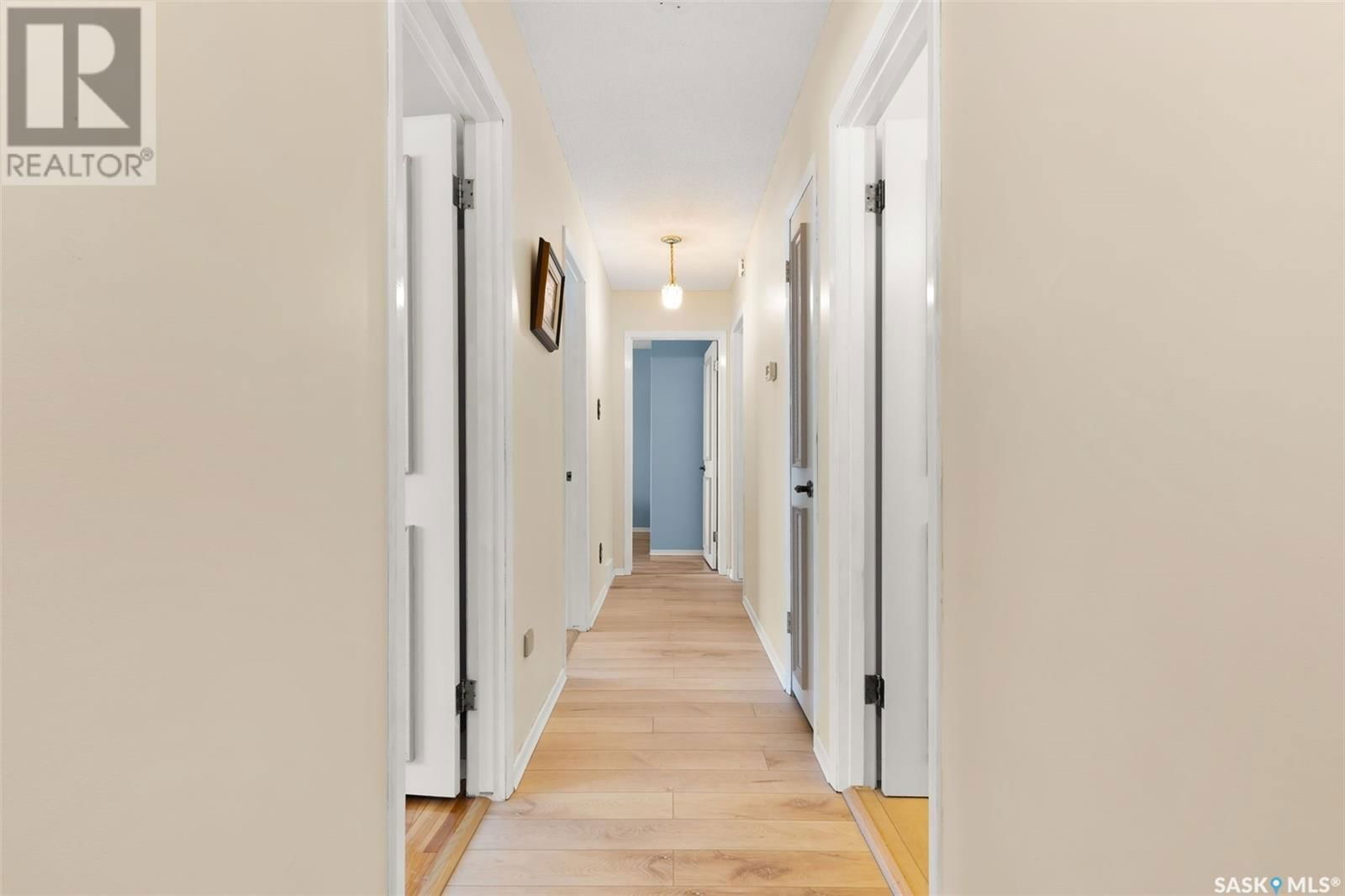 4221 Hillsdale Street Regina, Saskatchewan