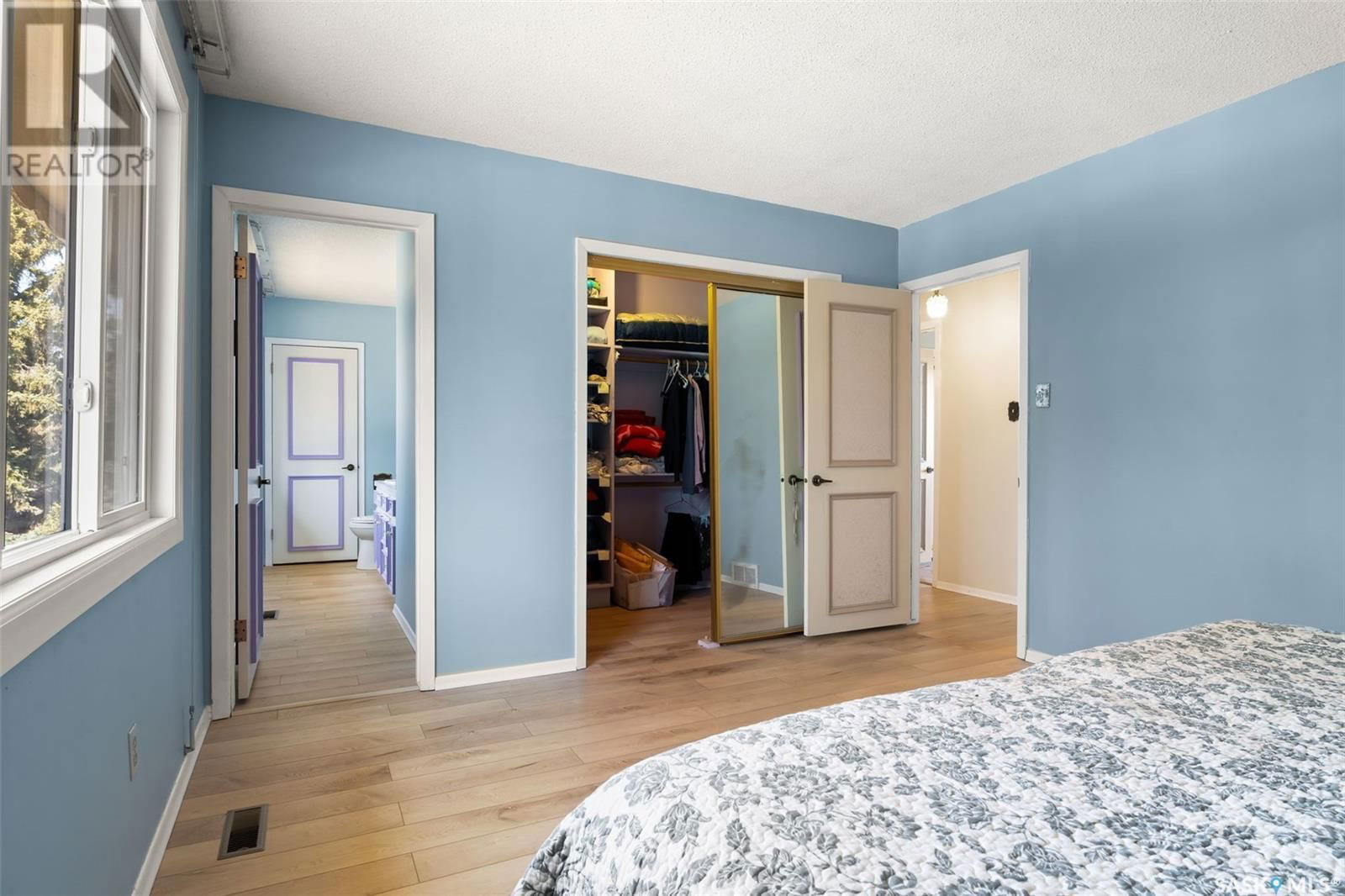 4221 Hillsdale Street Regina, Saskatchewan