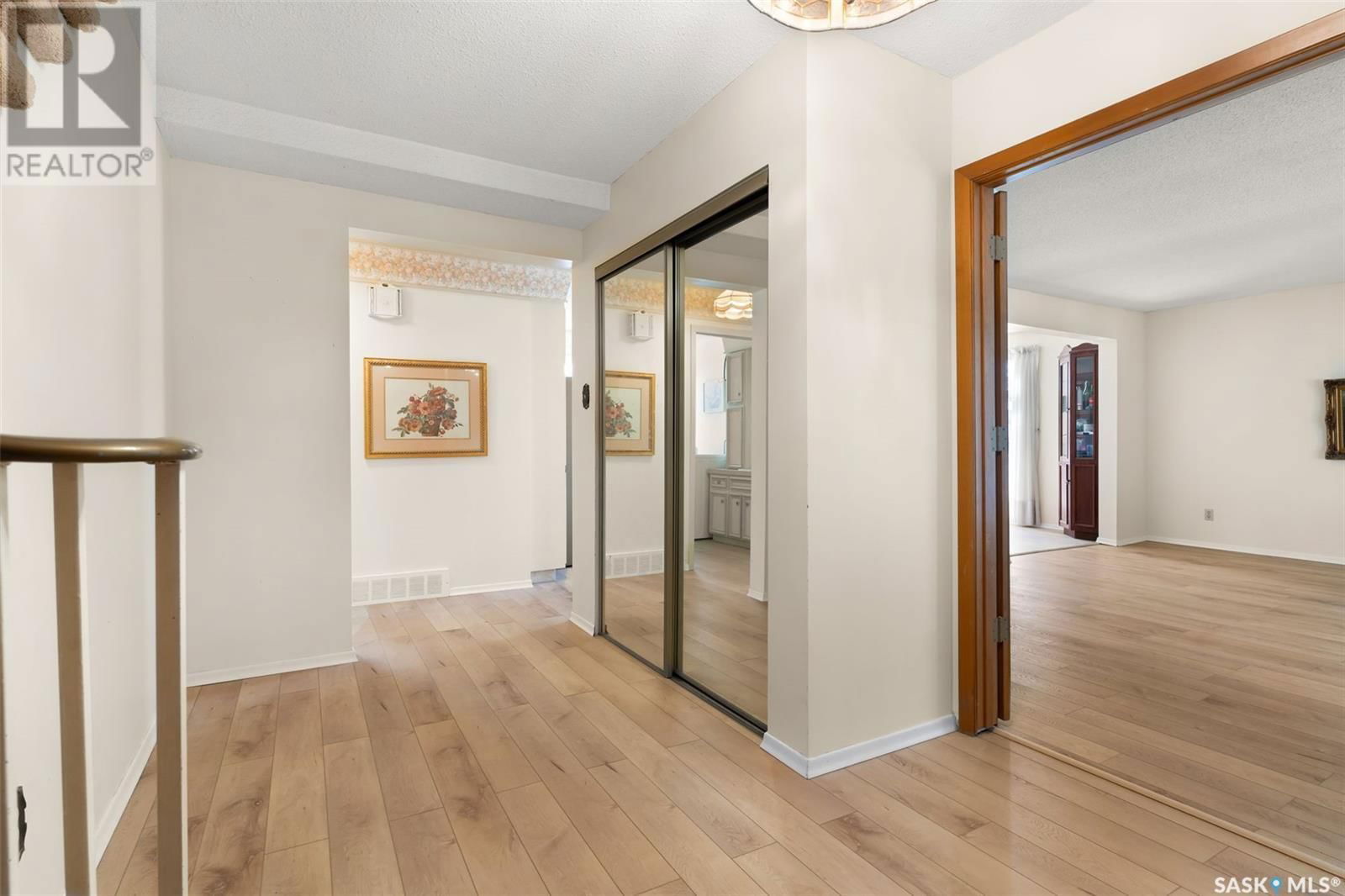 4221 Hillsdale Street Regina, Saskatchewan