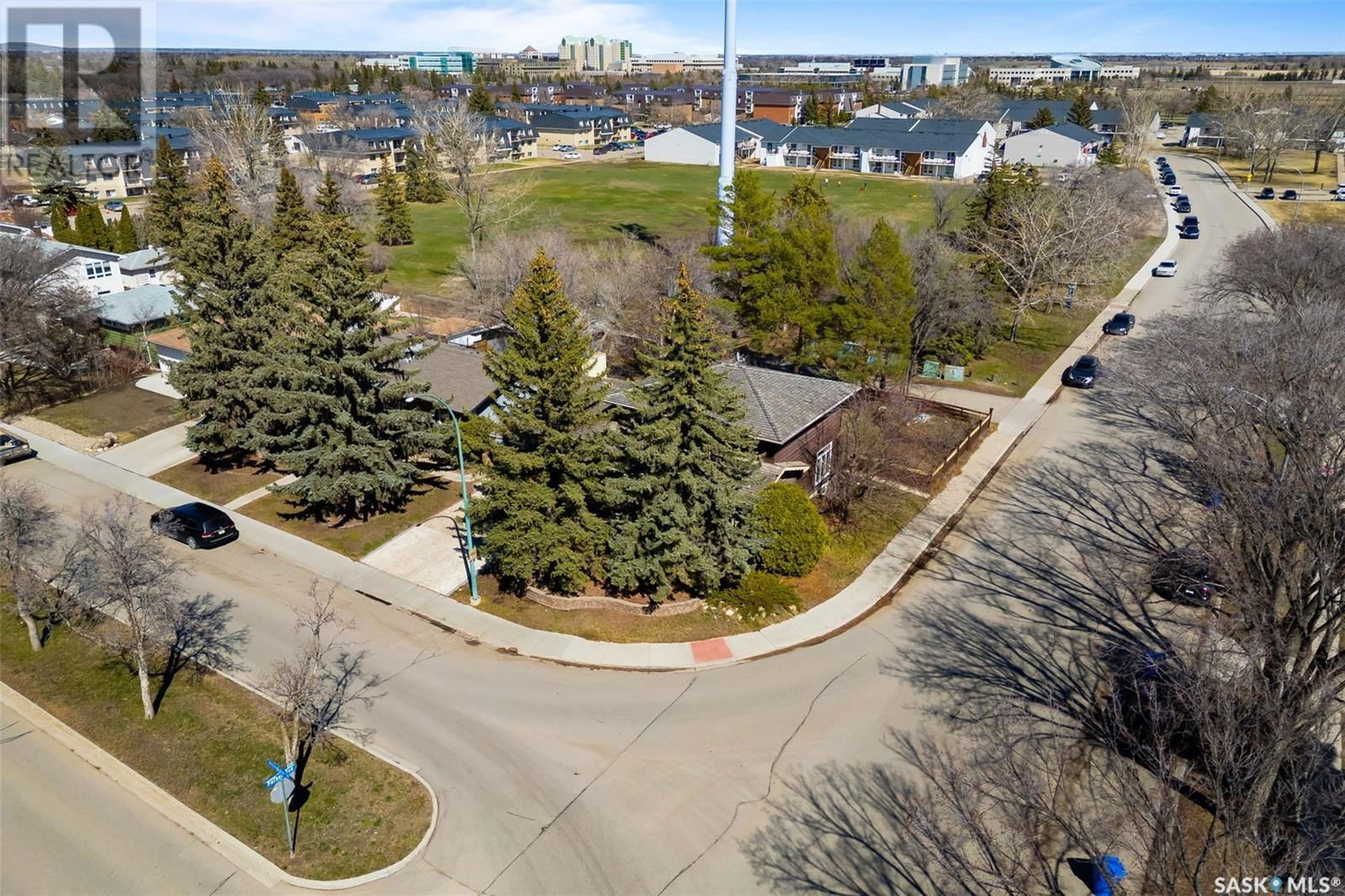 4221 Hillsdale Street Regina, Saskatchewan