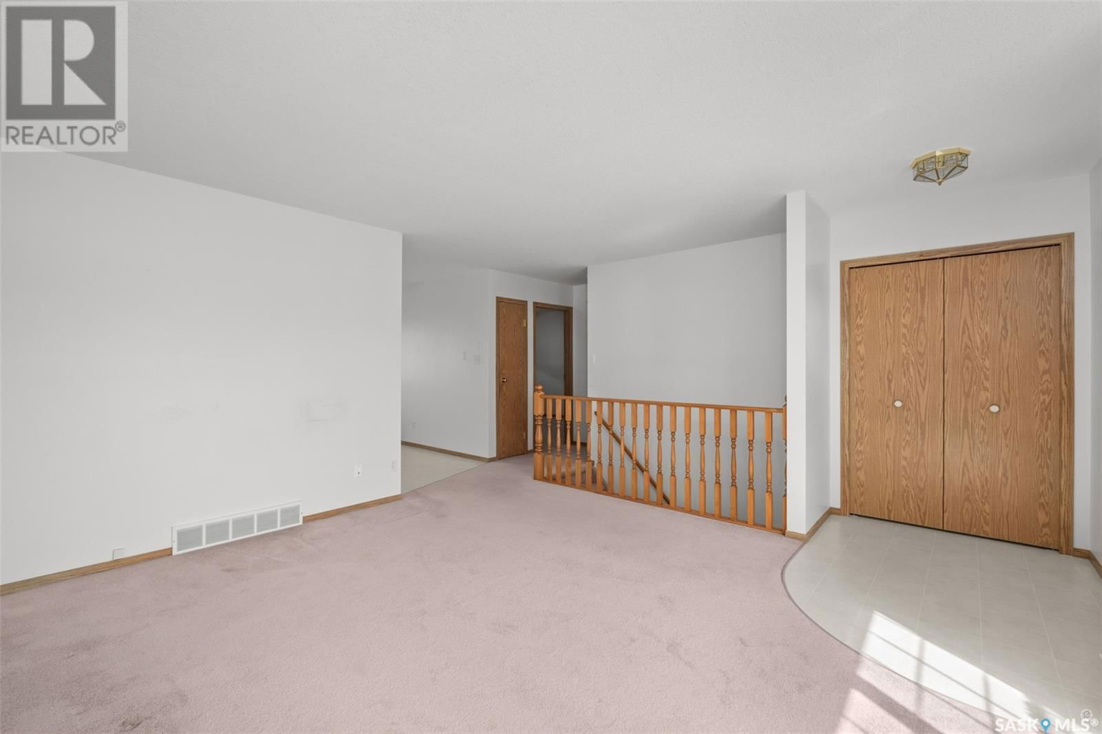 3135 5TH AVENUE Image 4