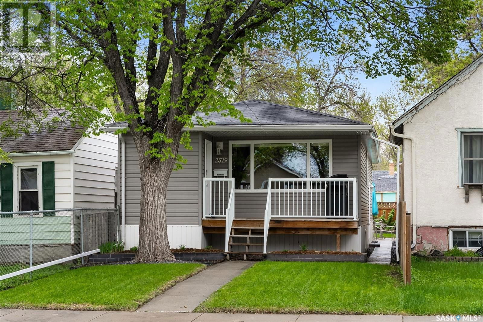 2519 Mcdonald Street Regina, Saskatchewan