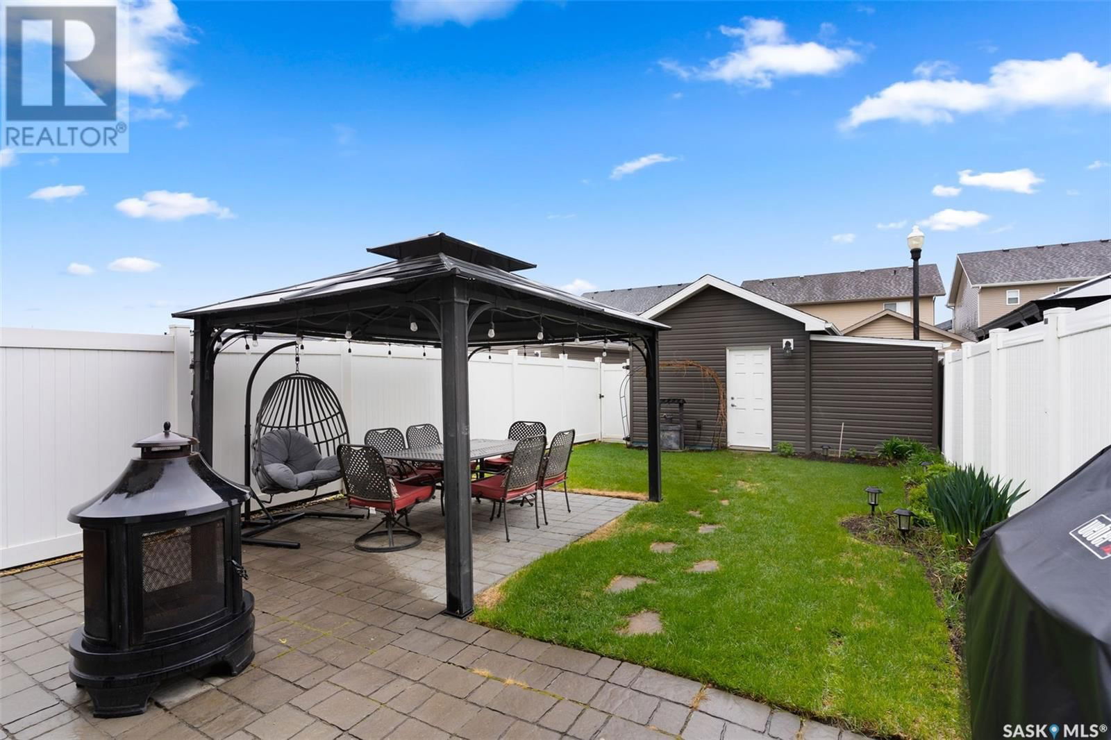 E - 4609 Primrose Green Drive Regina, Saskatchewan