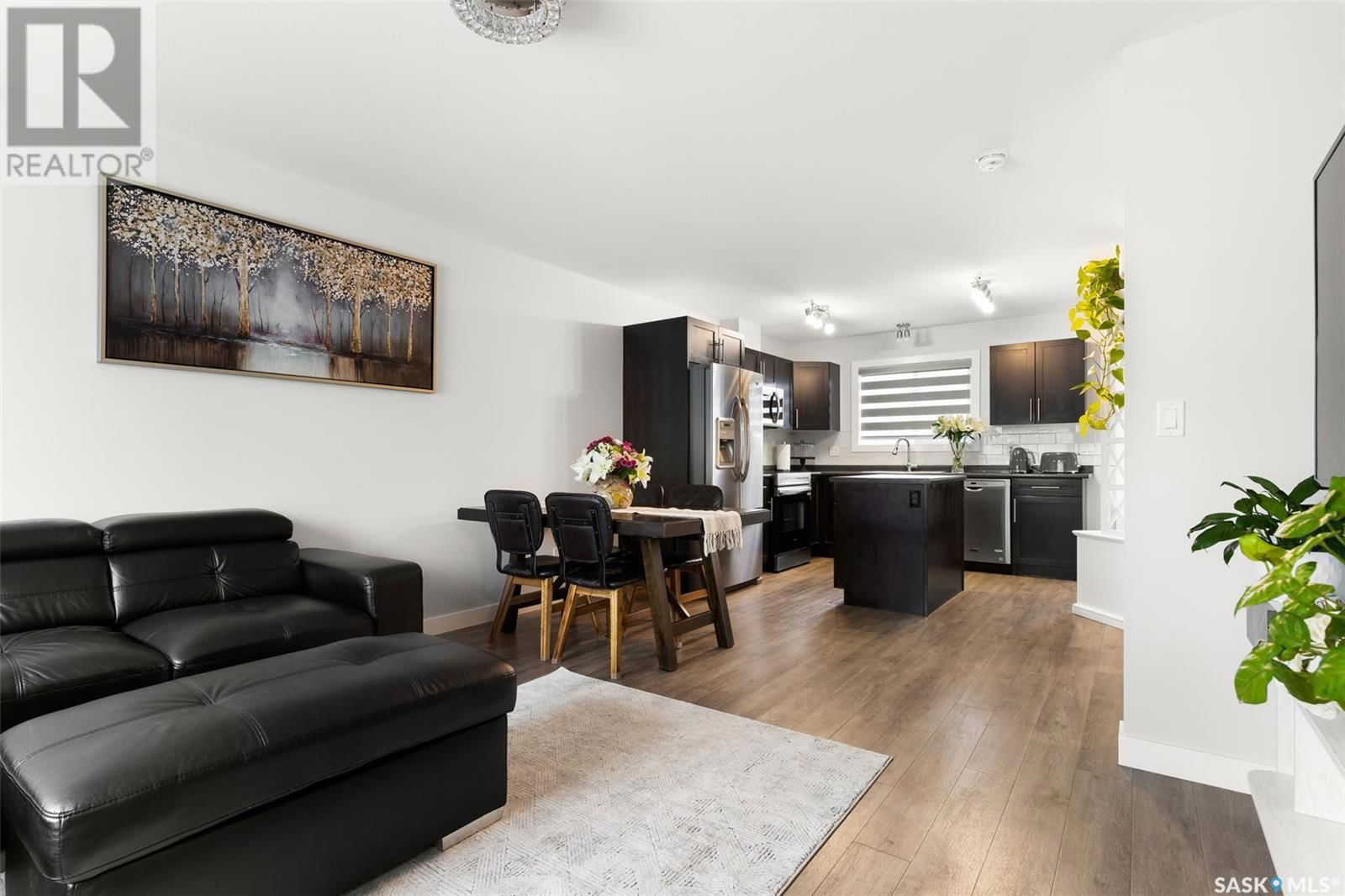 E - 4609 Primrose Green Drive Regina, Saskatchewan