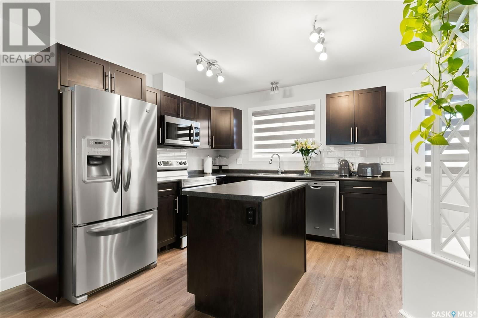 E - 4609 Primrose Green Drive Regina, Saskatchewan
