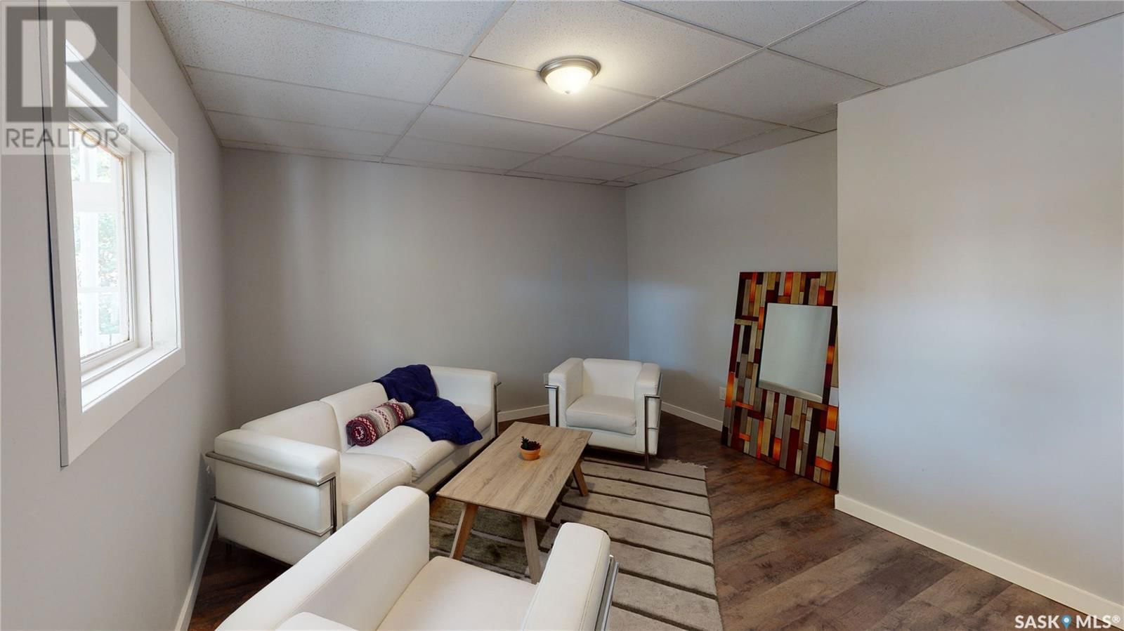 1211 RETALLACK STREET Image 8