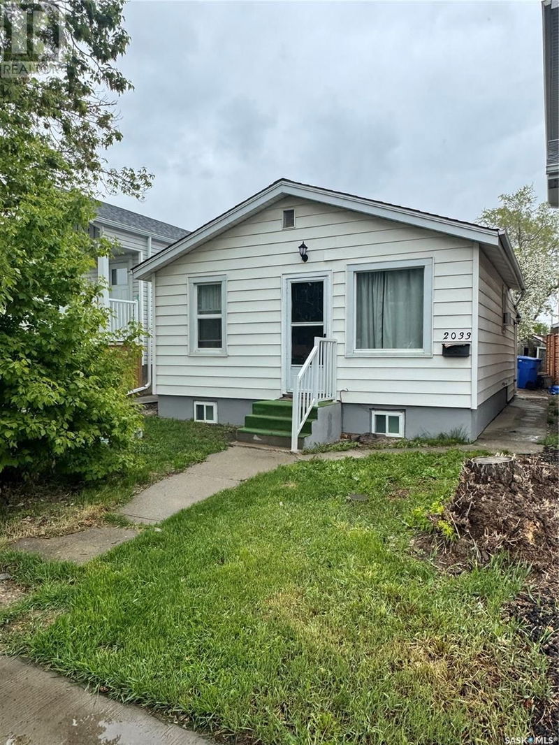 2033 Francis Street Regina, Saskatchewan