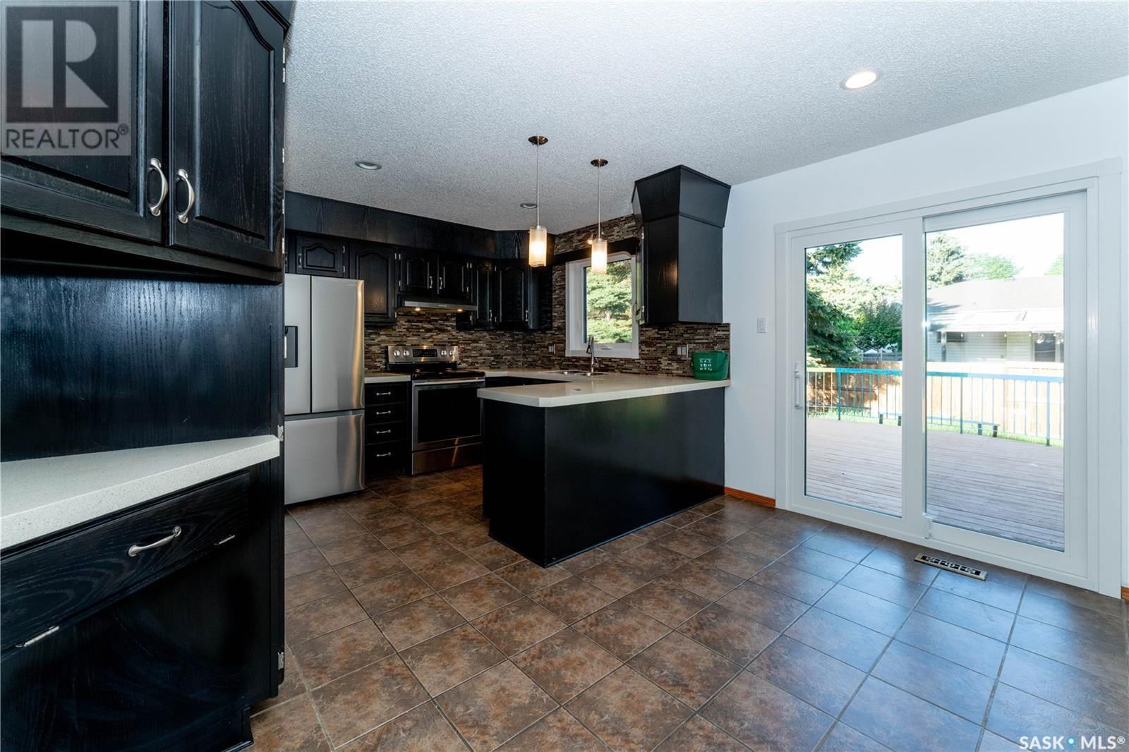 518 BONLI CRESCENT Image 21