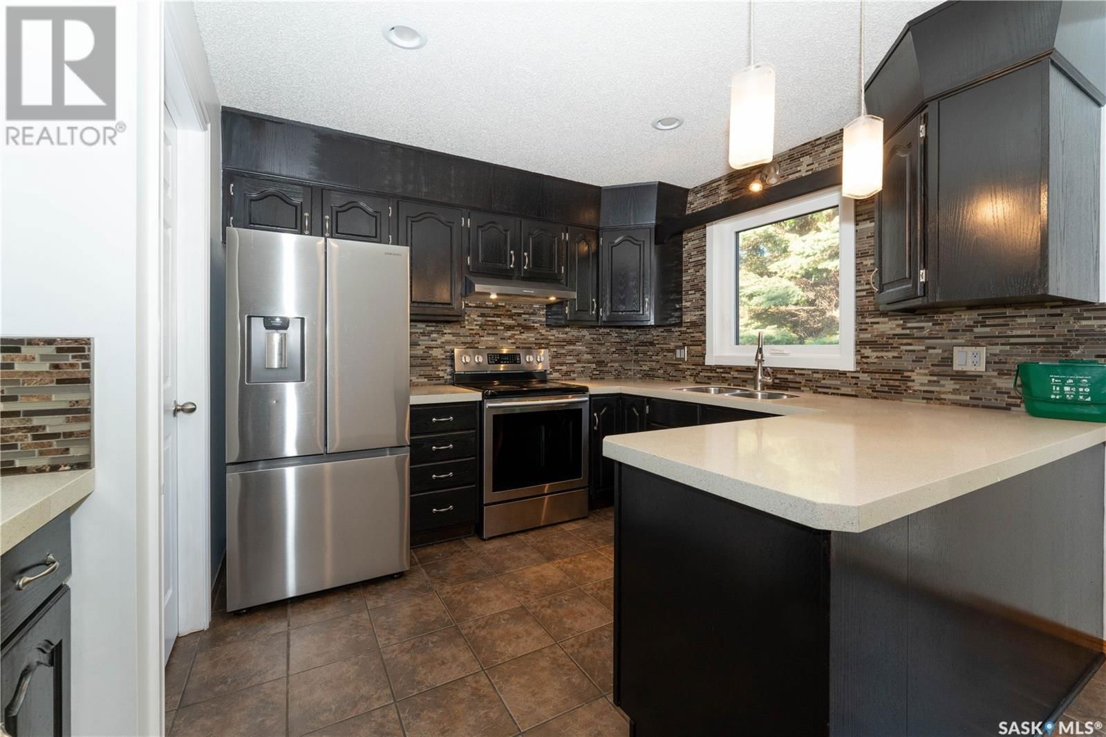 518 BONLI CRESCENT Image 23