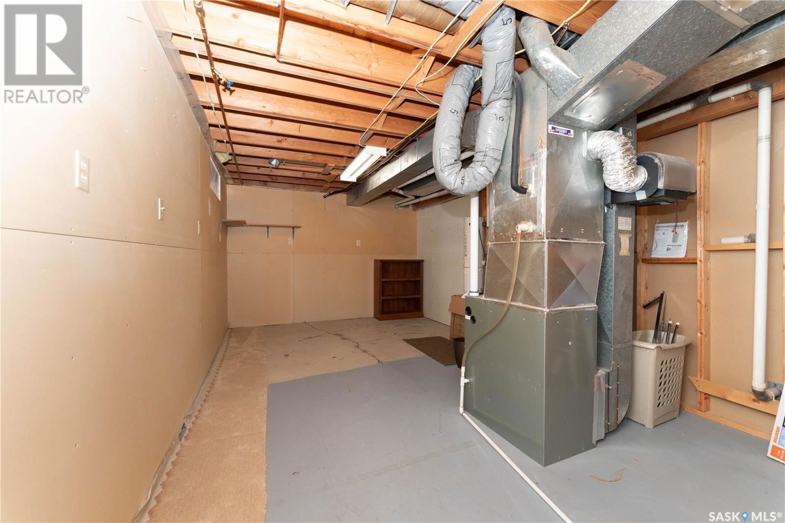 518 BONLI CRESCENT Image 34